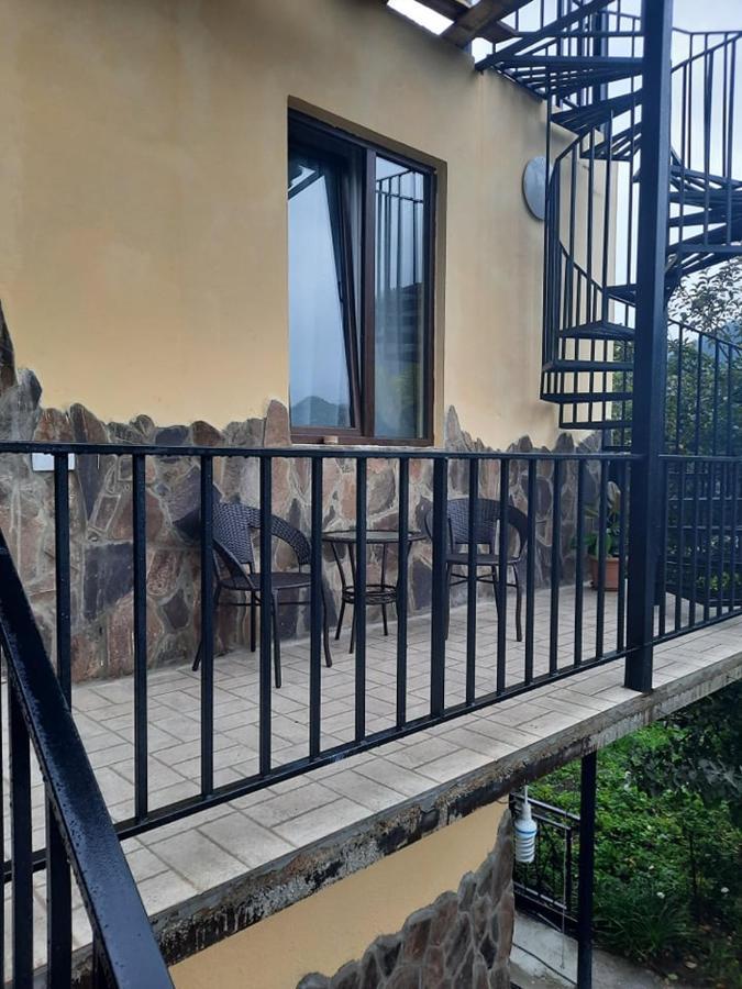 Guest House Bochora Borjomi Exterior photo