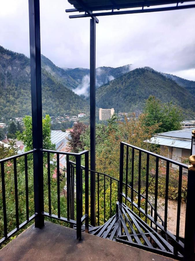 Guest House Bochora Borjomi Exterior photo